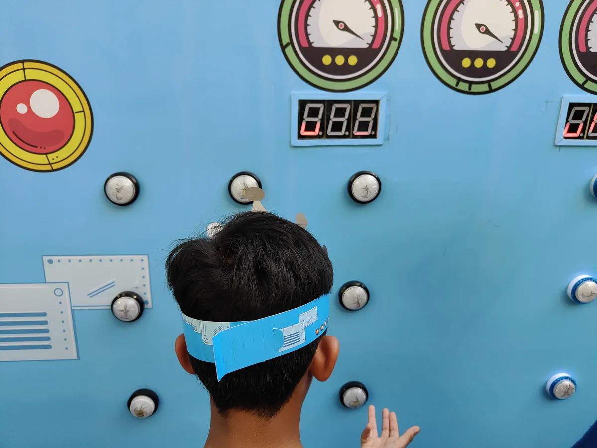 Close view of an illuminated reflex-game target at a Mumbai event