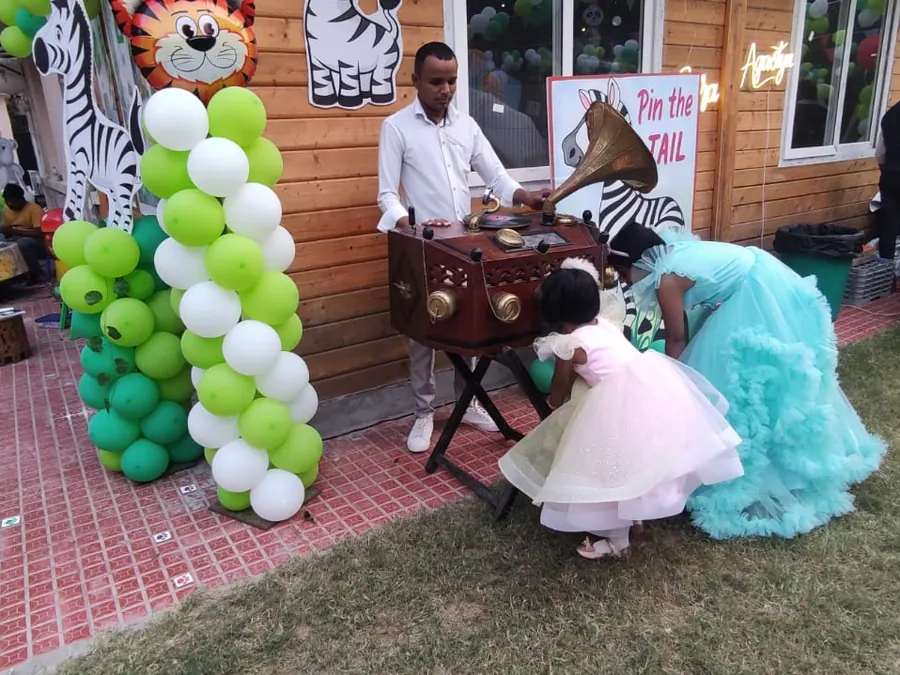 Bioscope rental setup for parties and corporate events in Mumbai