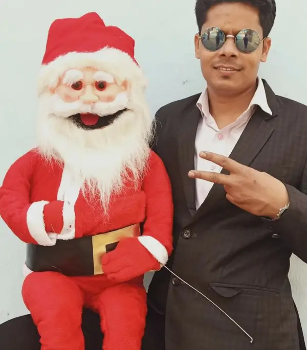 Santa artist setup for an event in Goa