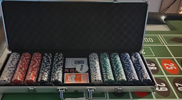 Casino chips and playing cards on rent in Chandigarh