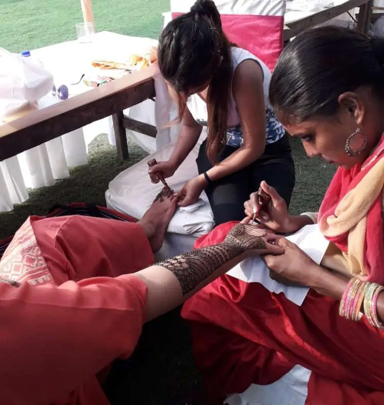 mehndi artist Gurgaon, mehndi design in gurgaon