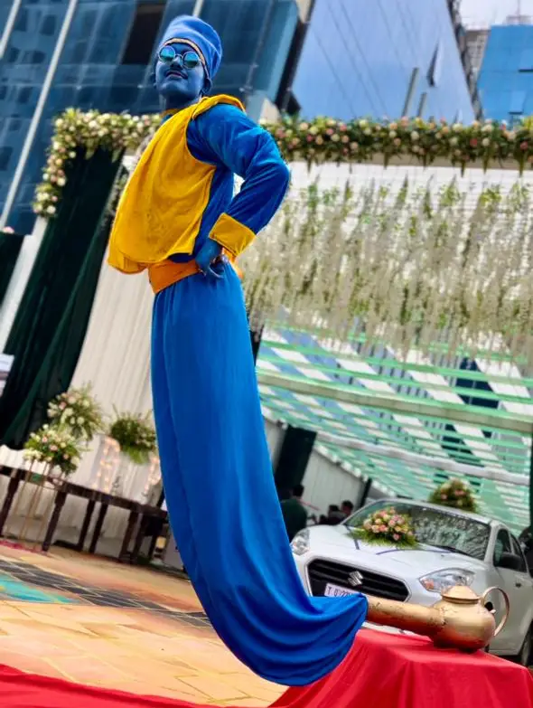 ๐ช Levitating Statue Artist & Street Performer for Events in Mumbai | Page One Memories