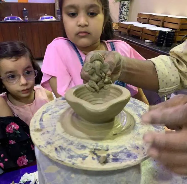 Pottery Artist entertainment service for events in Gurgaon
